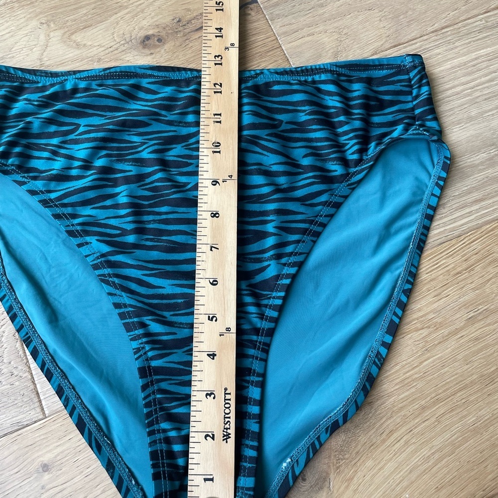 ModCloth bikini bottoms - Picture 4 of 5